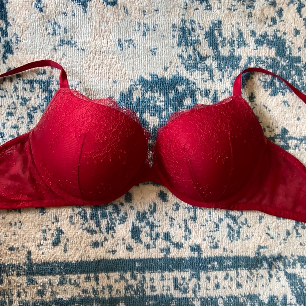 Victoria’s Secret Very Sexy Bra